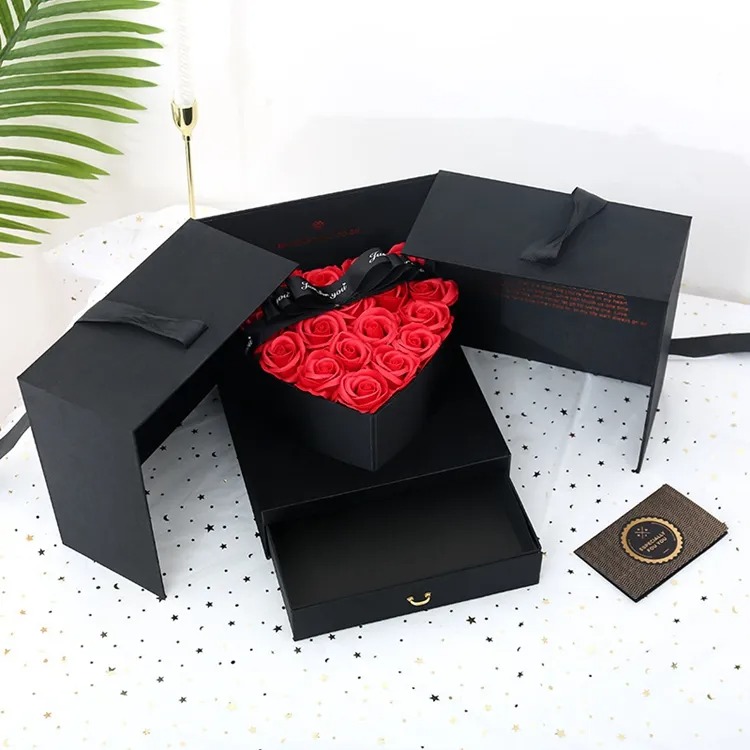 Set-VALENTINOVO